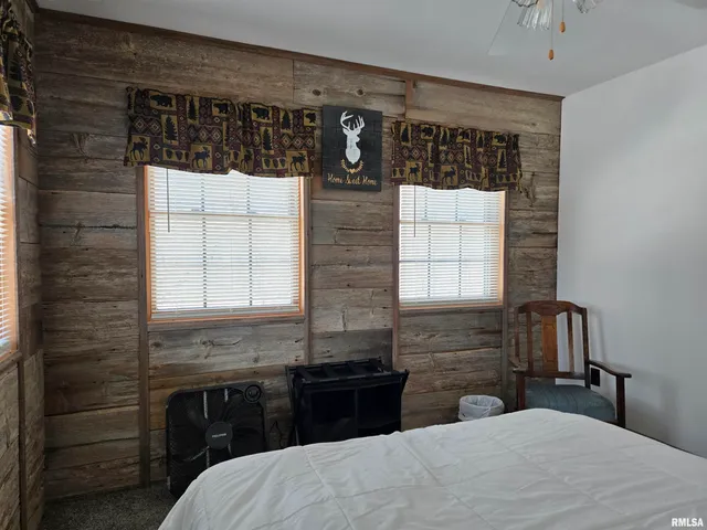 $195,000 | 766 East County Road 2110, Nauvoo, IL 62354