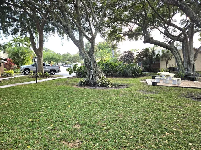 $2,150 | 842 Banks Road, Coconut Creek, FL 33063