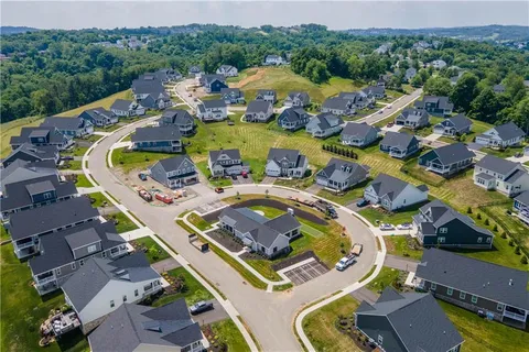 $419,000 | 409 Spruce Lane, Canonsburg, PA 15317