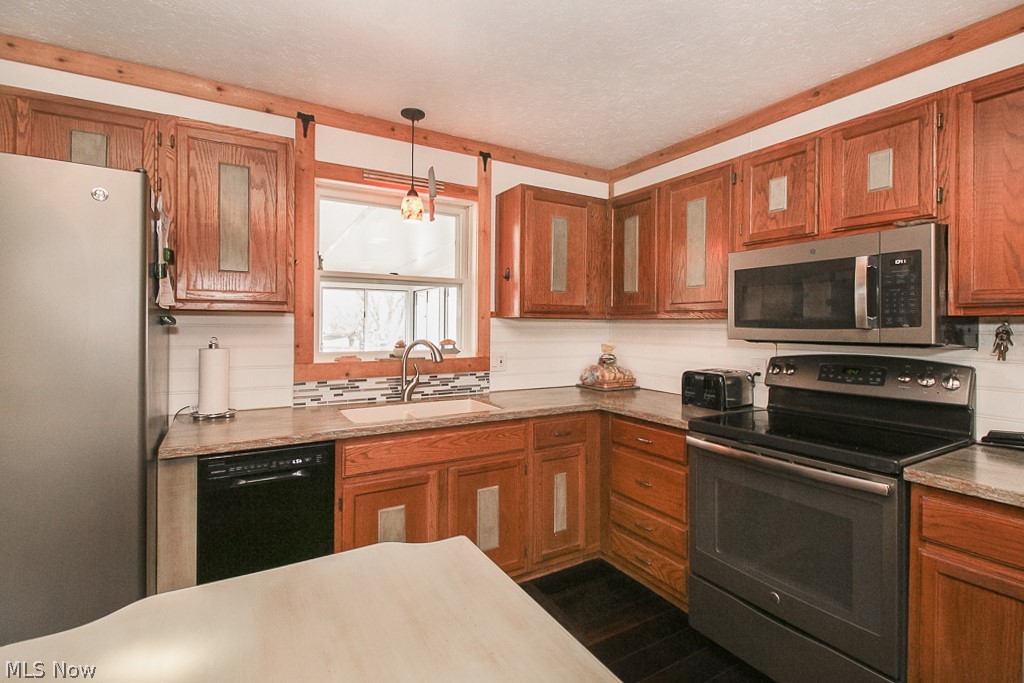 5251 Baker Road Medina, OH 44256 - Photo 8 of 34 Gallery Image 8