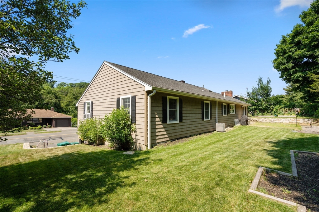 373 Cedar Brook Road Lynn, MA 01904 - Photo 25 of 30 Gallery Image 25