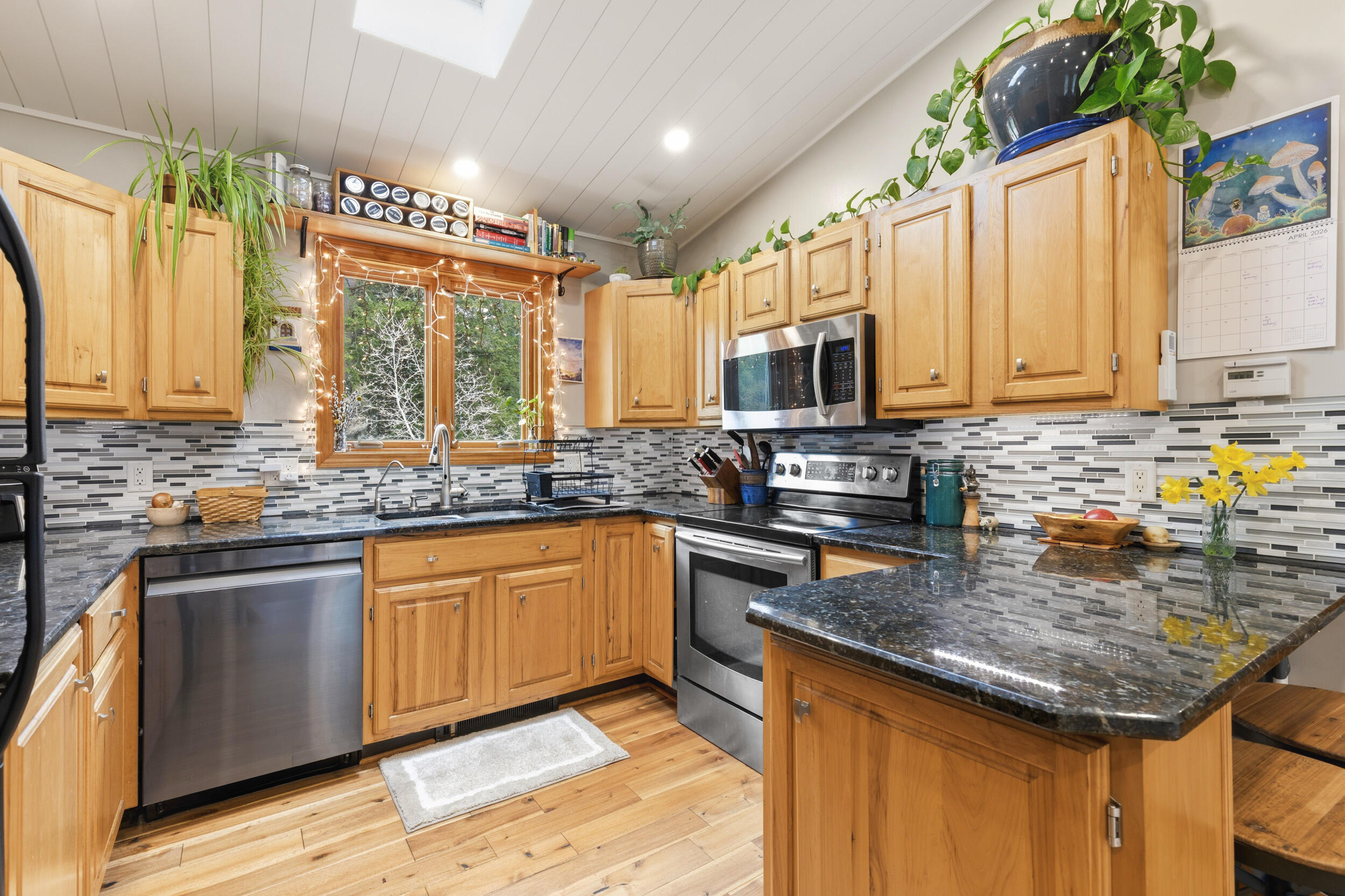 25 Jeffrey Woods Road Windham, ME 04062 - Photo 4 of 60 25 jeffrey woods rd windham_021