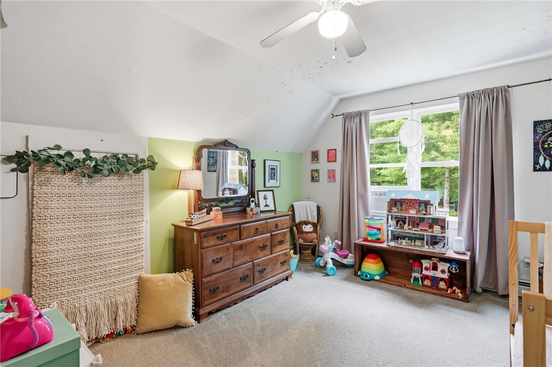 71 Mt Hygeia Road Foster, RI 02825 - Photo 25 of 45 2nd FL bedroom