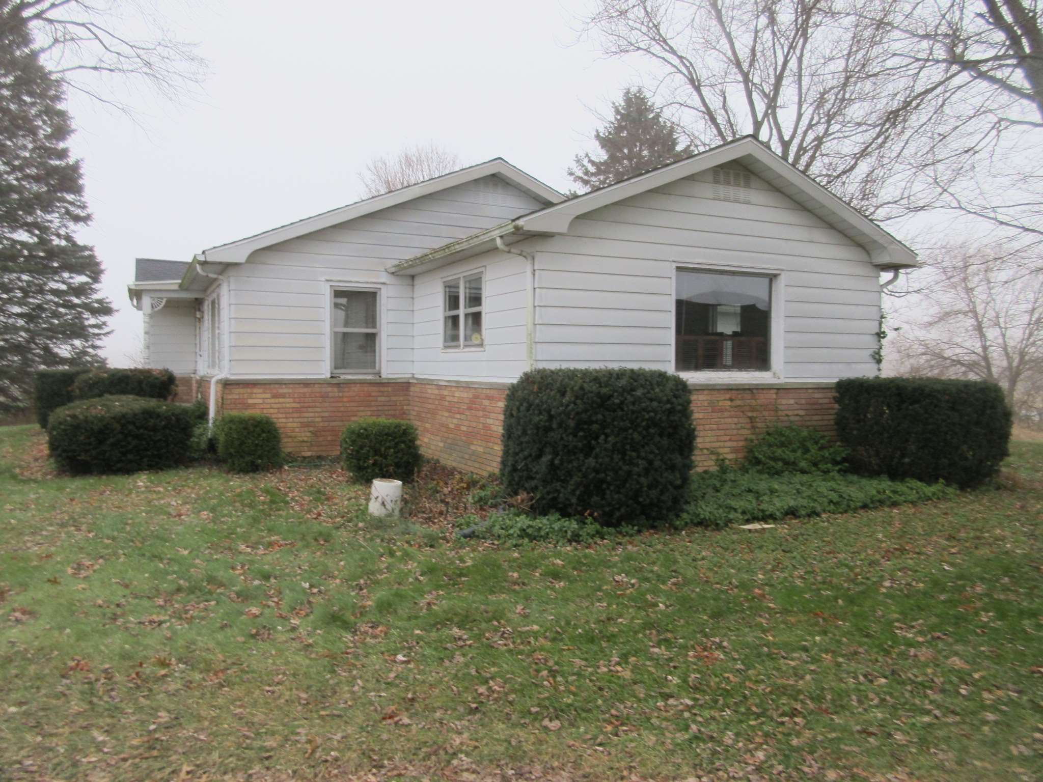 16683 6th Road Plymouth, IN 46563 - Photo 4 of 23 Gallery Image 4