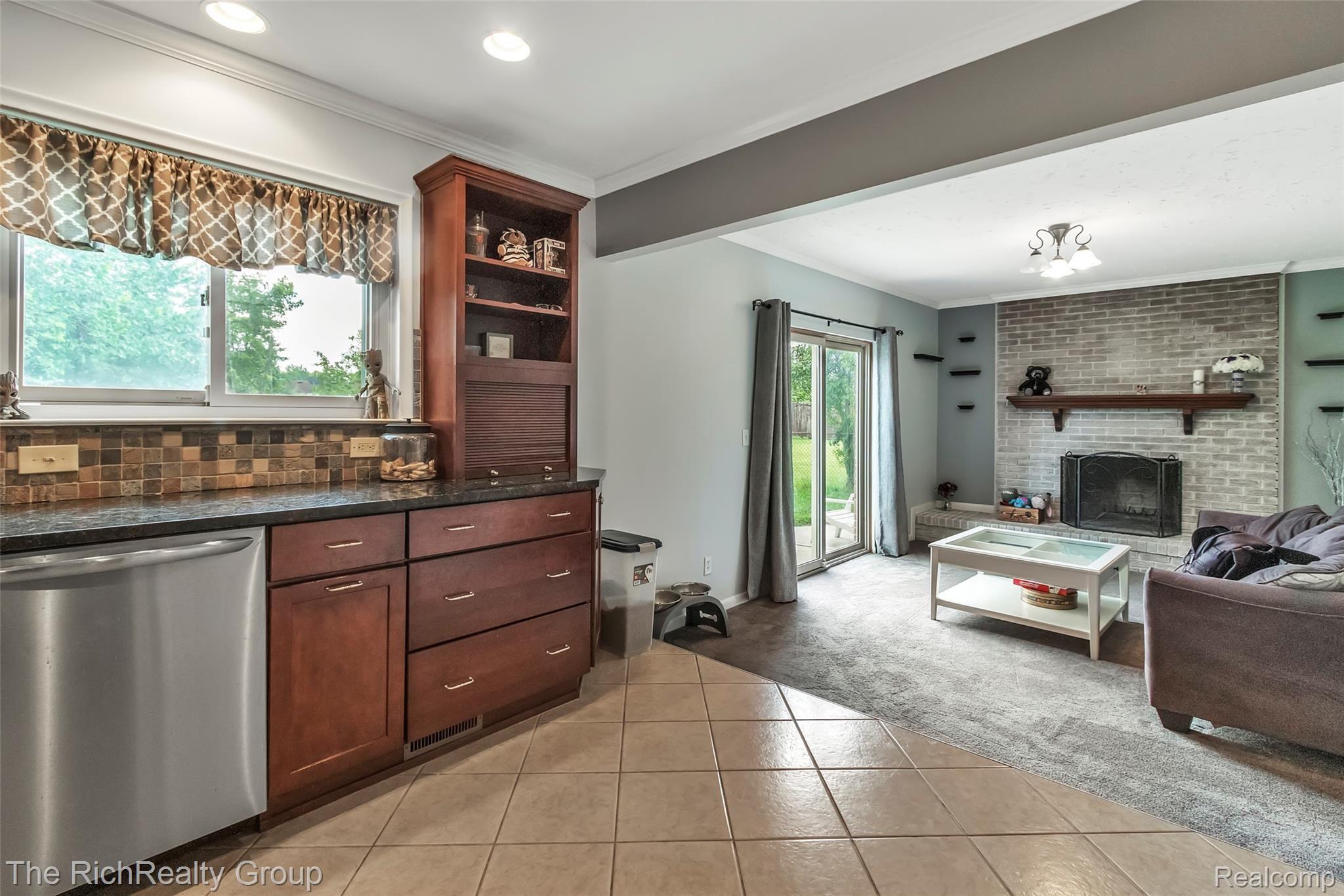 44189 Arlington Road Canton, MI 48187 - Photo 19 of 45 44189-Arlington-Rd-Canton-MI-windowstill-19.jpg
