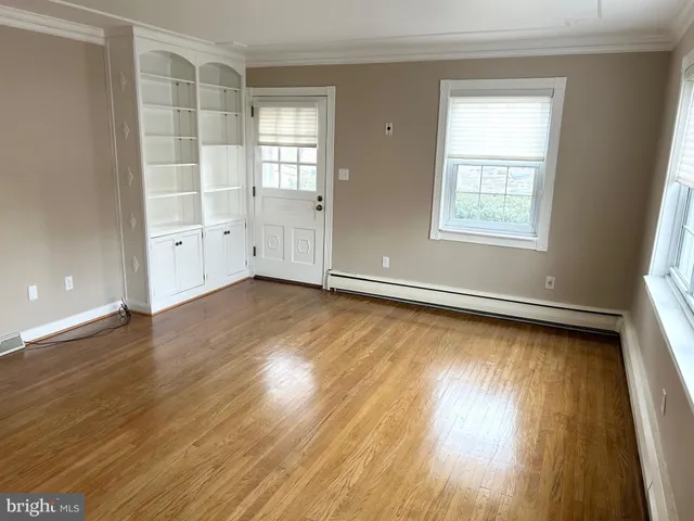 $1,800 | 1223 Drexel Avenue, Unit A, Drexel Hill, PA 19026