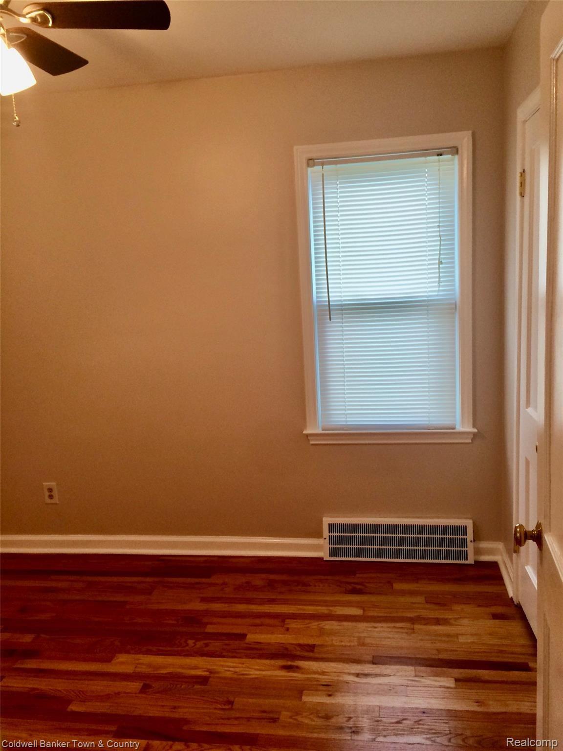 17747 Reno Street Riverview, MI 48193 - Photo 12 of 32 Bedroom