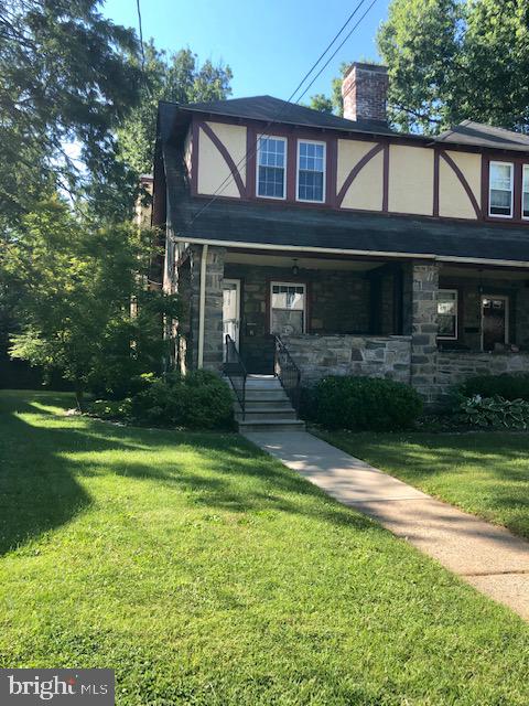 41 Chatham Road Ardmore, PA 19003 - Photo 2 of 20 a front view of a house with garden