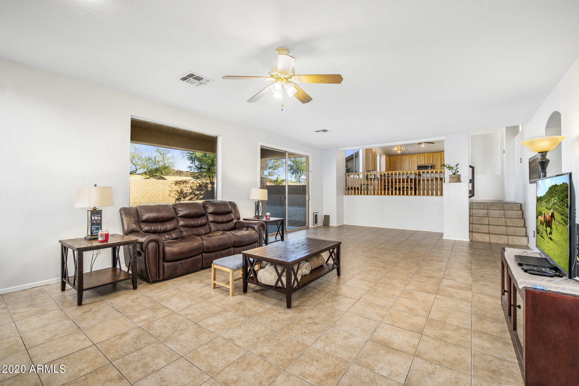 6938 West Rowel Road Peoria, AZ 85383 - Photo 14 of 38 Family room