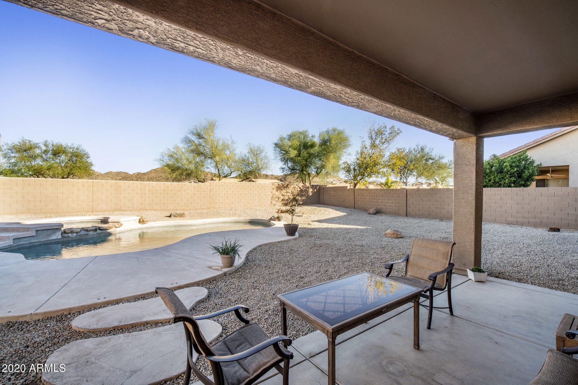 6938 West Rowel Road Peoria, AZ 85383 - Photo 16 of 38 Covered patio