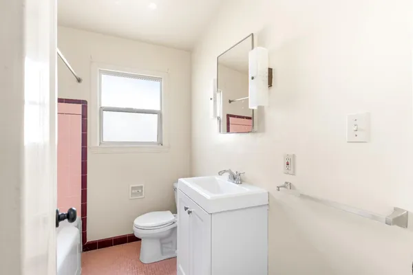 $325,000 | 5979 Vista Avenue, Sacramento, CA 95824