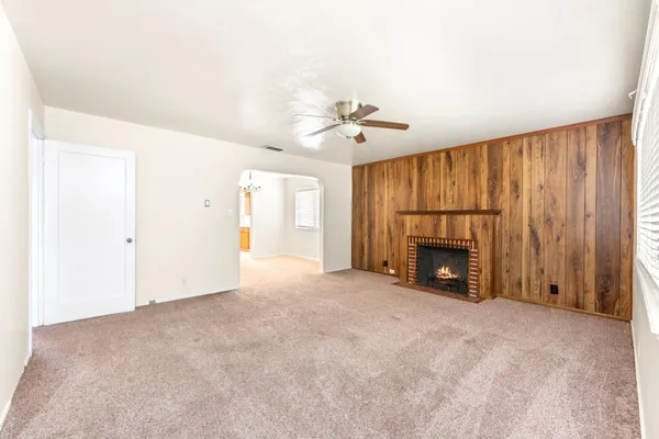 $325,000 | 5979 Vista Avenue, Sacramento, CA 95824