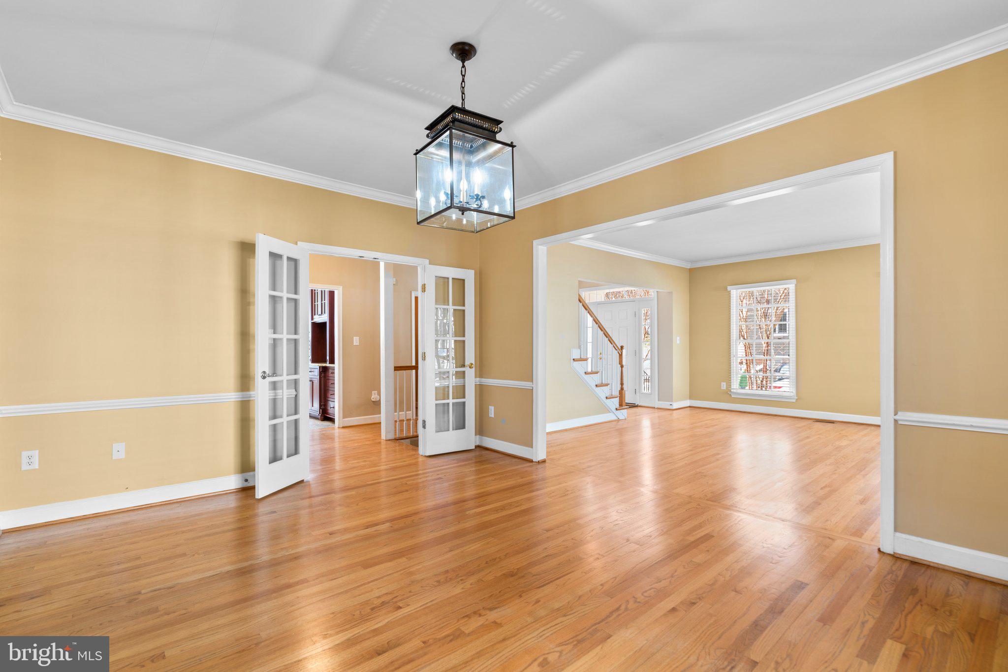 321 Little Quarry Road Gaithersburg, MD 20878 - Photo 8 of 63 Dining Room/Living Room