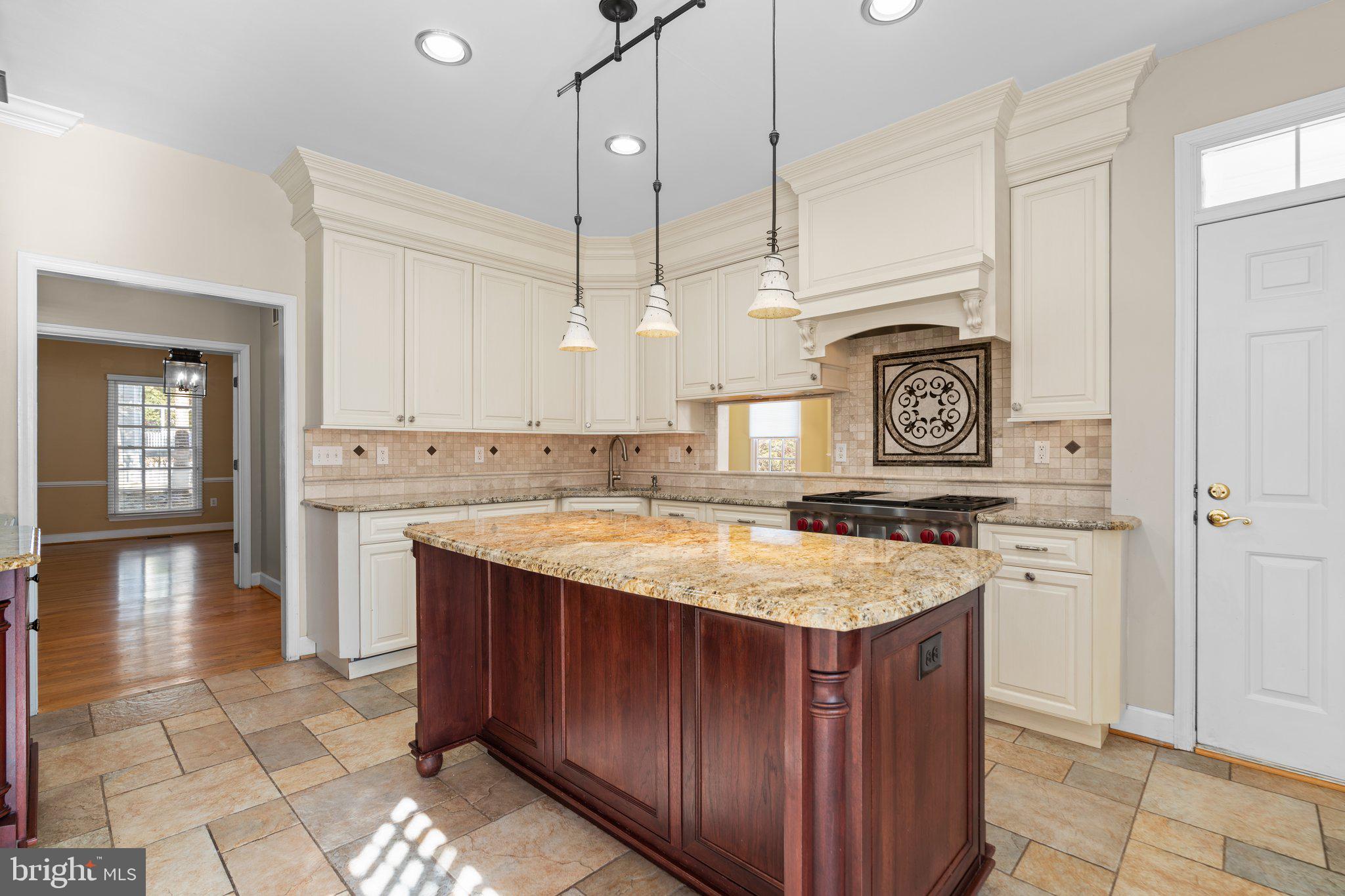 321 Little Quarry Road Gaithersburg, MD 20878 - Photo 10 of 63 Gourmet Kitchen