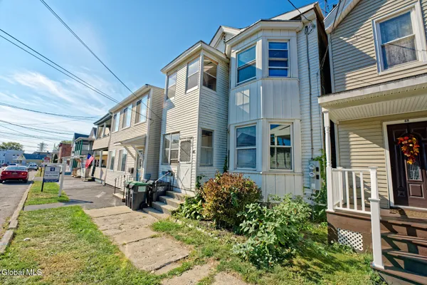 $218,900 | 46 Clifton Street, Waterford, NY 12188