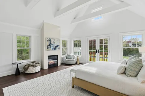 $12,995,000 | 5 Eileens Path, East Hampton, NY 11937