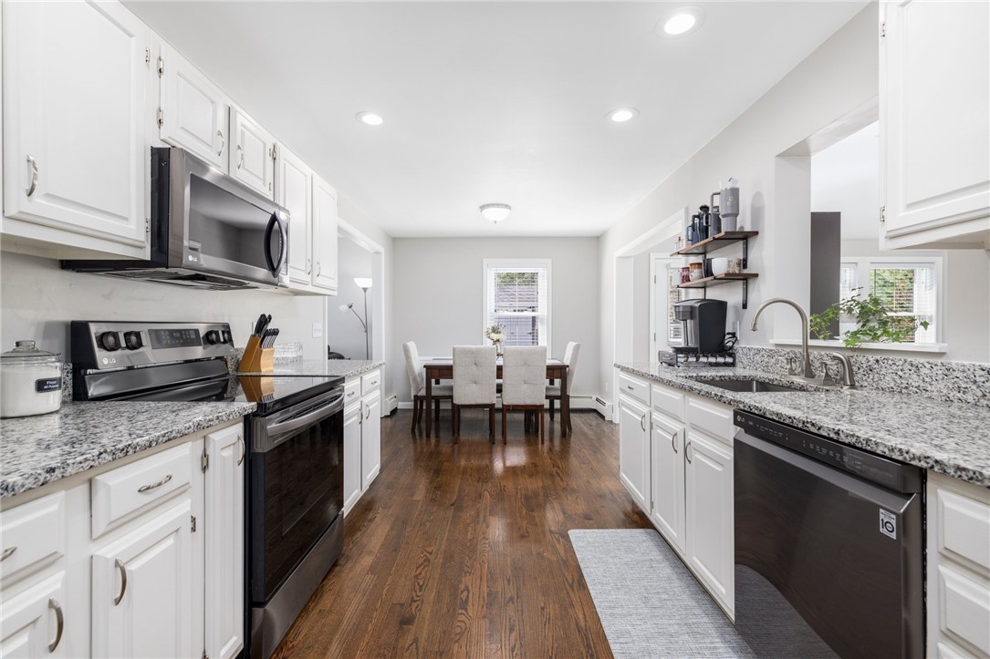 644 Shannock Road South Kingstown, RI 02879 - Photo 17 of 39 Gallery Image 17