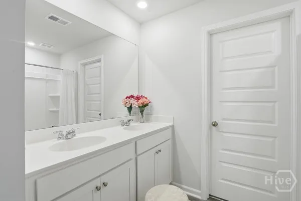 $2,700 | 100 Amethyst Drive, Bloomingdale, GA 31302