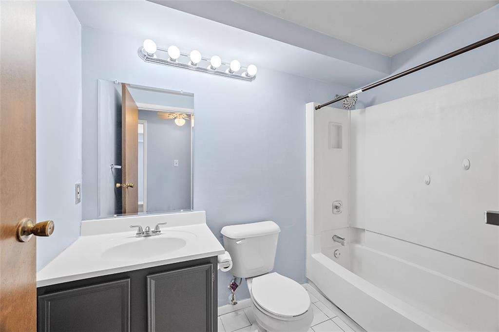 505 Hunters Path Road, Unit 34 Bridgeville, PA 15017 - Photo 12 of 20 Gallery Image 12