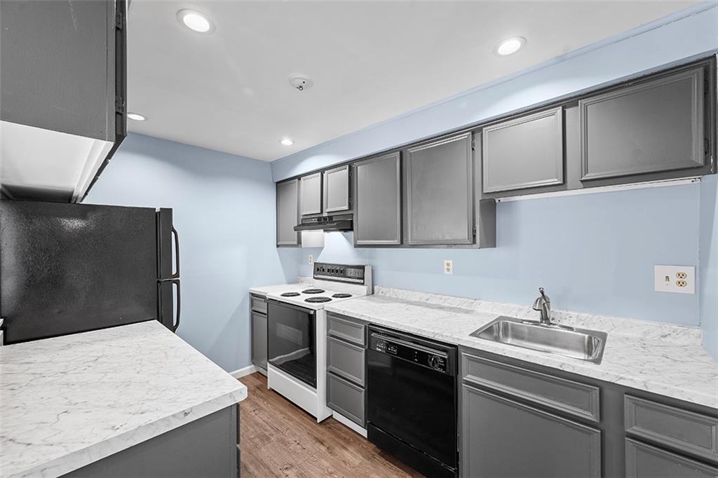 505 Hunters Path Road, Unit 34 Bridgeville, PA 15017 - Photo 8 of 20 Gallery Image 8