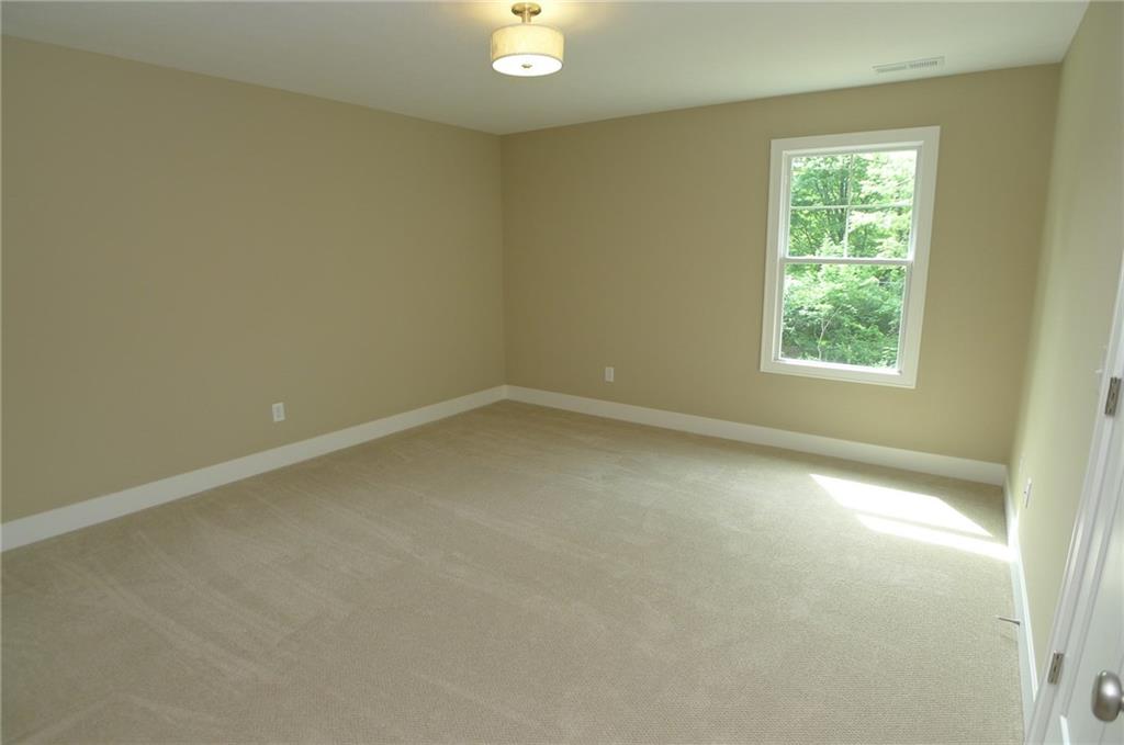6436 Dover Road Indianapolis, IN 46220 - Photo 17 of 24 Gallery Image 17