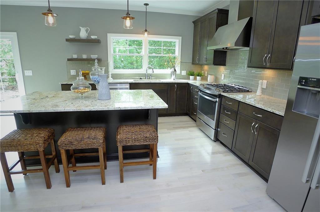 6436 Dover Road Indianapolis, IN 46220 - Photo 7 of 24 Gallery Image 7