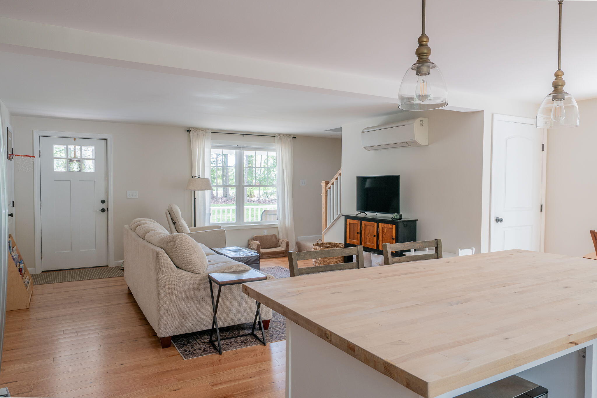 219 Dyer Road Biddeford, ME 04005 - Photo 7 of 51 25-web-or-mls-219 Dyer Rd35