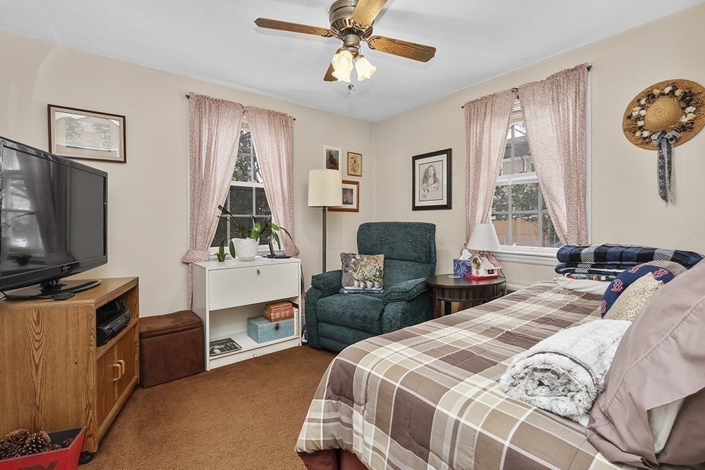 38 Barbara Road Newton, MA 02465 - Photo 13 of 19