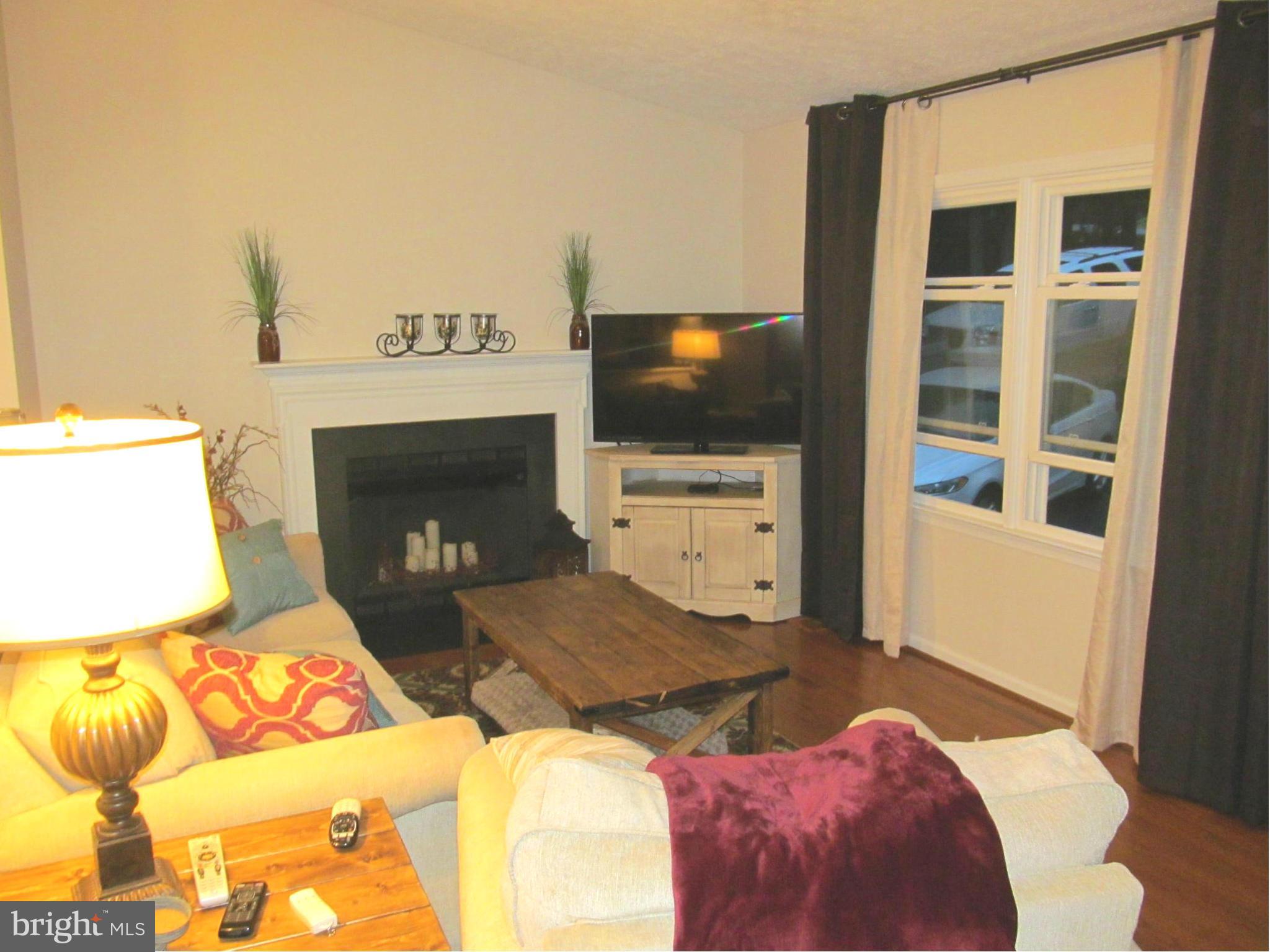 18351 Monitor Road Culpeper, VA 22701 - Photo 10 of 30 Living Room