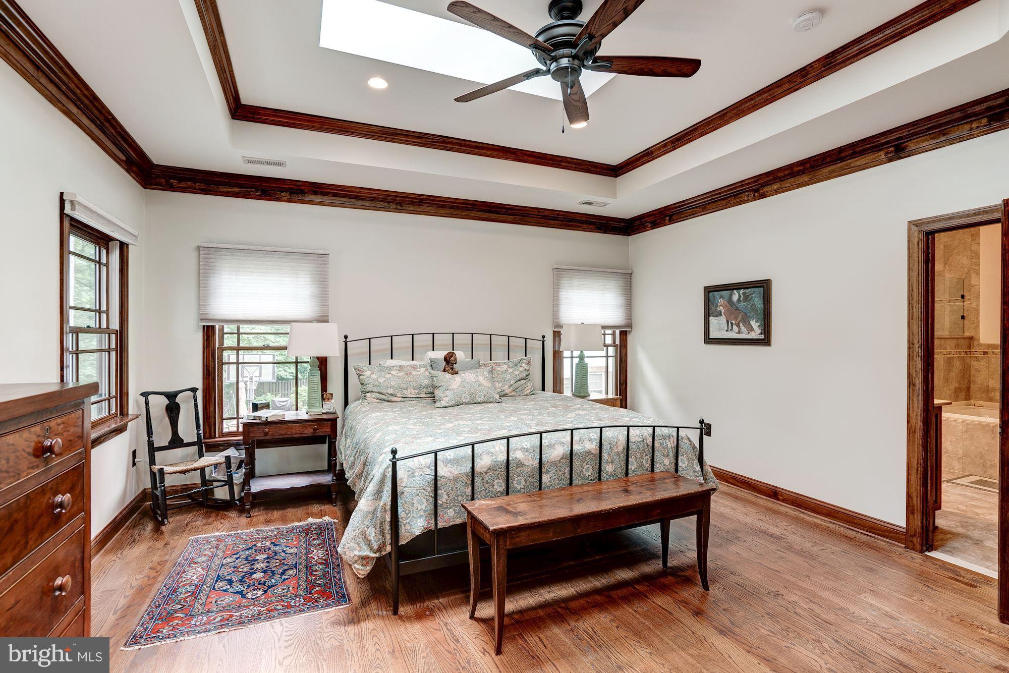 1020 Aponi Road Southeast Vienna, VA 22180 - Photo 23 of 64 Master suite