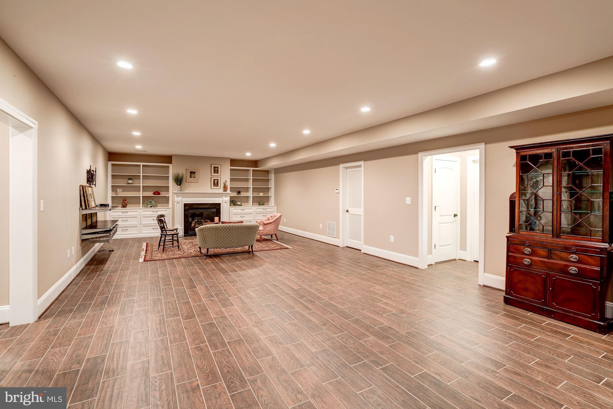 1020 Aponi Road Southeast Vienna, VA 22180 - Photo 43 of 64 rec room