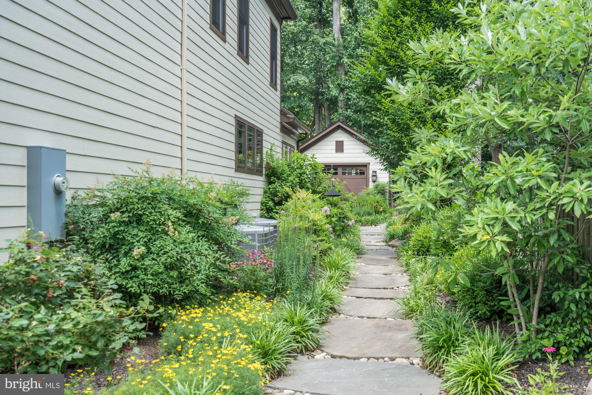 1020 Aponi Road Southeast Vienna, VA 22180 - Photo 53 of 64 side walk way to rear shed
