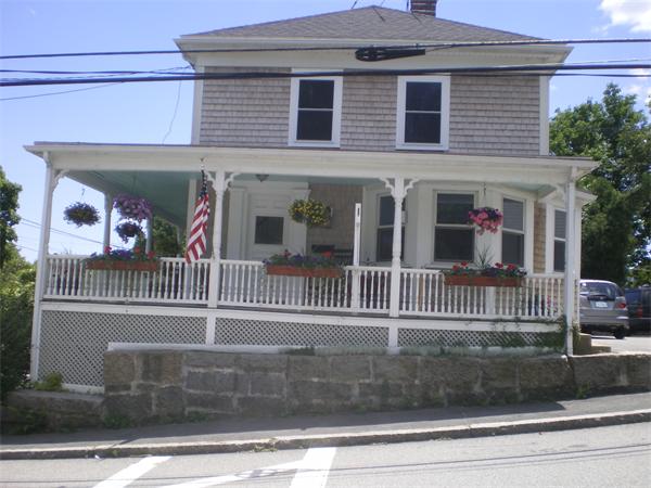 46 Prospect Street, Unit 2 Marblehead, MA 01945 - Photo 2 of 18