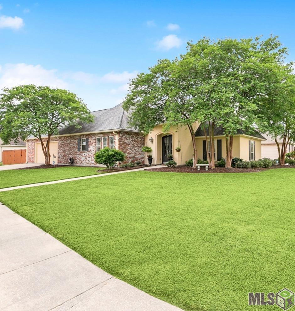 10244 Springvalley Avenue Baton Rouge, LA 70810 - Photo 1 of 22 Gallery Image 1