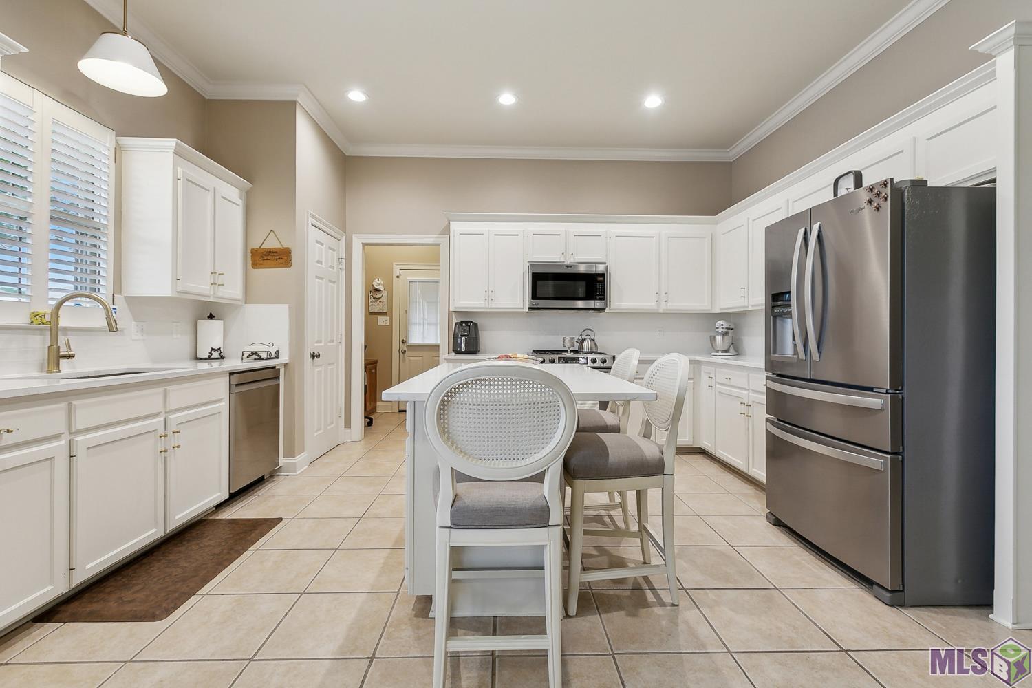 10244 Springvalley Avenue Baton Rouge, LA 70810 - Photo 9 of 22 Gallery Image 9