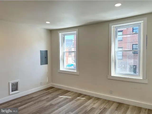 $990 | 1532 South 2nd Street, Unit 2F, Philadelphia, PA 19147