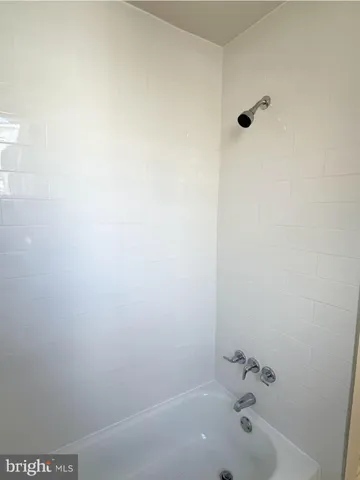 $990 | 1532 South 2nd Street, Unit 2F, Philadelphia, PA 19147