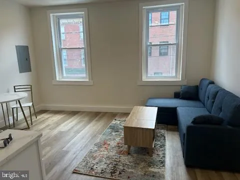 $990 | 1532 South 2nd Street, Unit 2F, Philadelphia, PA 19147