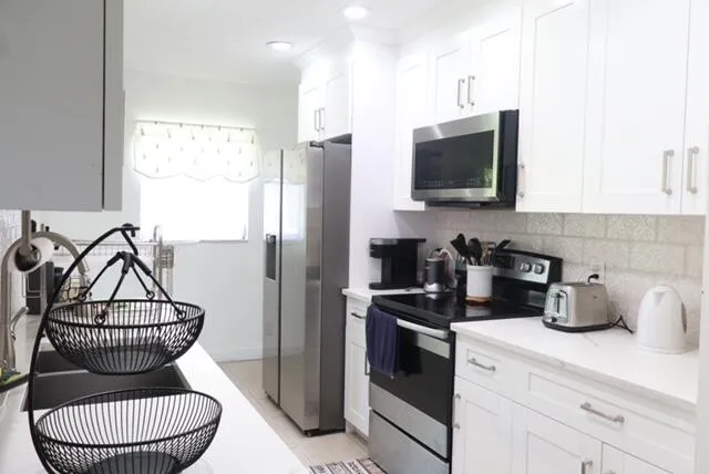 $390,000 | 4361 Northwest 12th Drive, Deerfield Beach, FL 33064