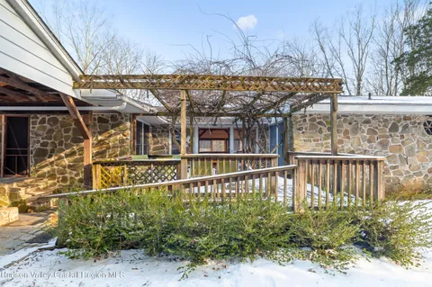 $585,000 | 660 North Chodikee Lake Road, Highland, NY 12528