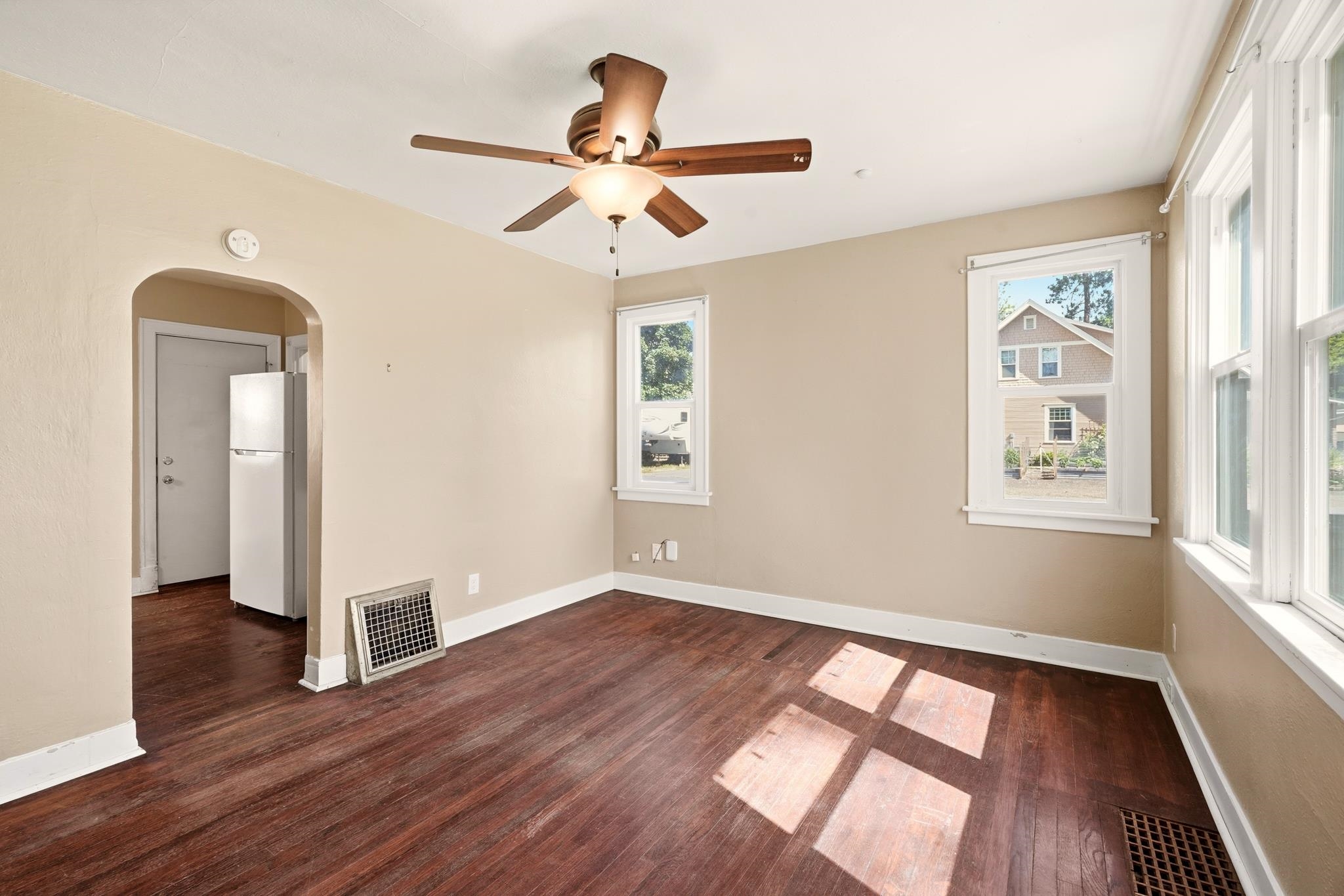 124 North 4th Street Cheney, WA 99004 - Photo 5 of 30