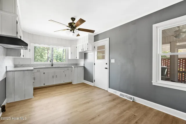 $195,000 | 302 Juanita Avenue, Hamlet, NC 28345