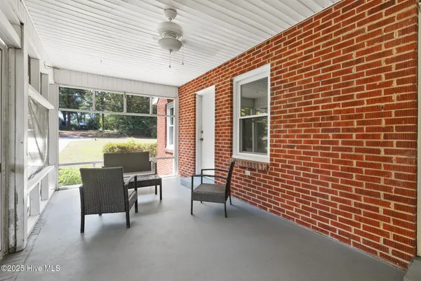 $185,000 | 302 Juanita Avenue, Hamlet, NC 28345