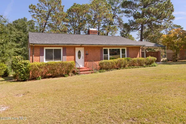 $185,000 | 302 Juanita Avenue, Hamlet, NC 28345