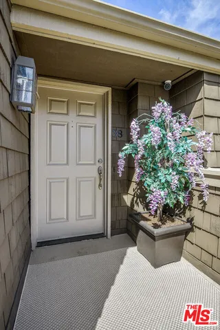 $1,015,000 | 38 Sea Island Drive, Newport Beach, CA 92660