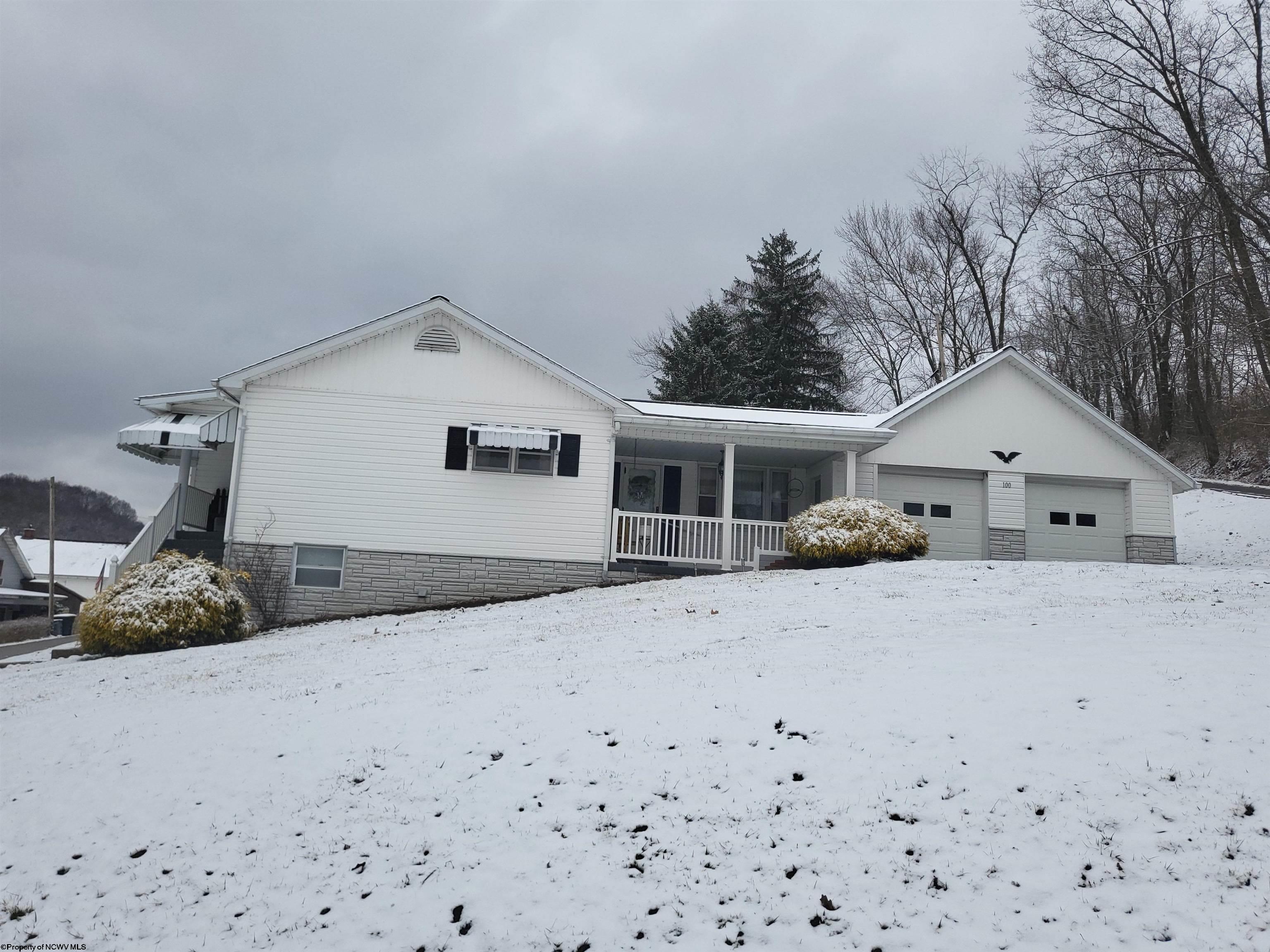 100 Floyd Street Rivesville, WV 26588 - Photo 3 of 28 Gallery Image 3