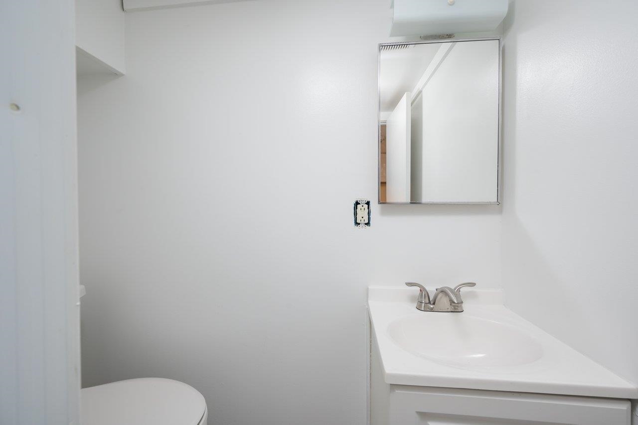 8 Woodridge Road Durham, NH 03824 - Photo 44 of 49