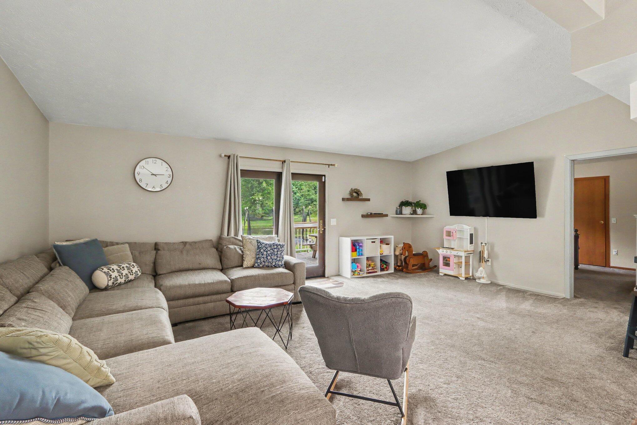 56883 Pulver Road Three Rivers, MI 49093 - Photo 7 of 30 004_file_3901