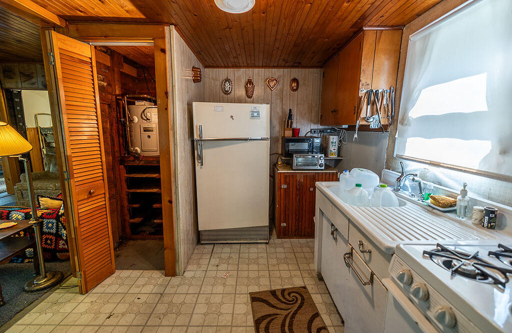 42 Tall Pines Road Hartland, ME 04943 - Photo 20 of 51 HY3A6422