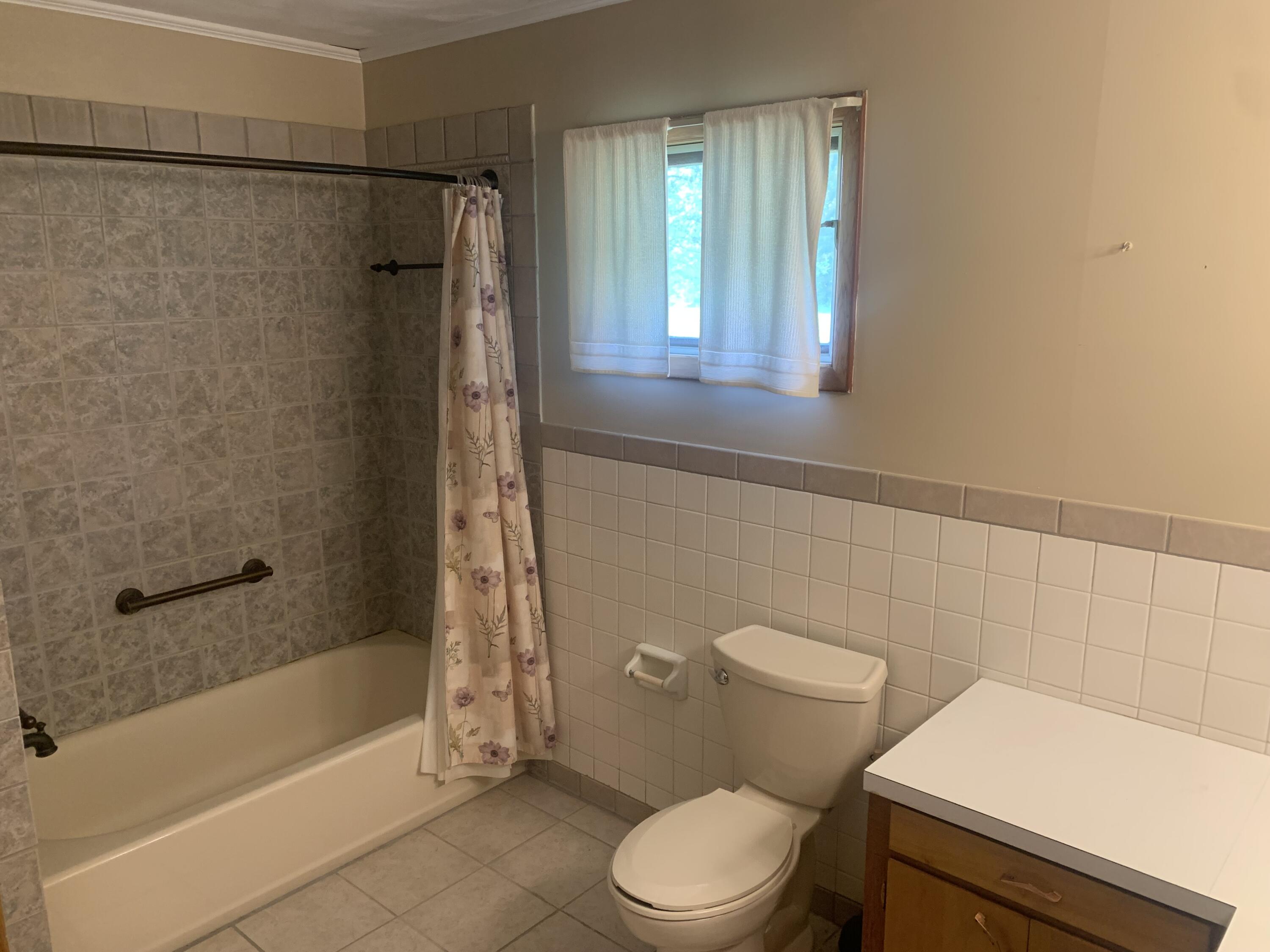 4775 Old Baileyton Road Greeneville, TN 37745 - Photo 12 of 31 IMG-3914